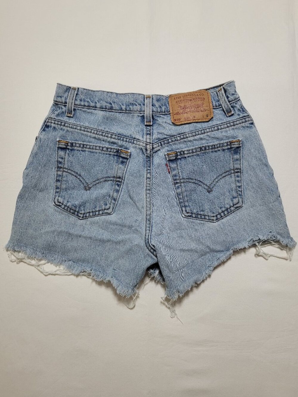 Vintage Levi's 550 Shorts 90s High Waisted Relaxed Fit Denim Sz 8 Indie Sleaze - Picture 2 of 9